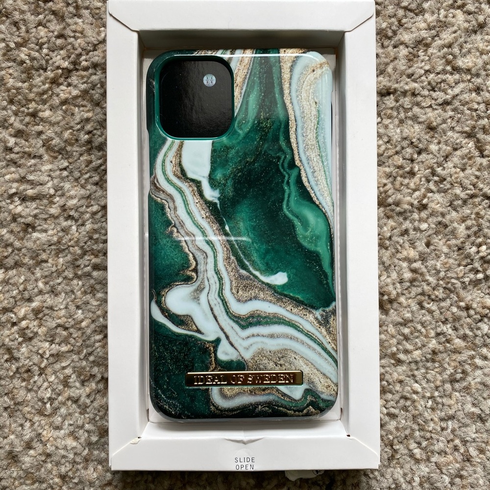 NWOT - iDEAL OF SWEDEN Phone case 11 Pro/XS/X